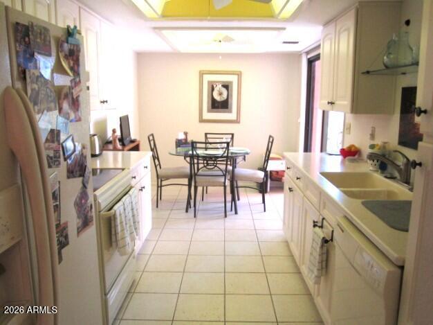 4303 East Cactus Road, Unit 130 Phoenix, AZ 85032 - Photo 8 of 17 10 130 EAT IN KITCHEN WITH LOVELY VIEWS