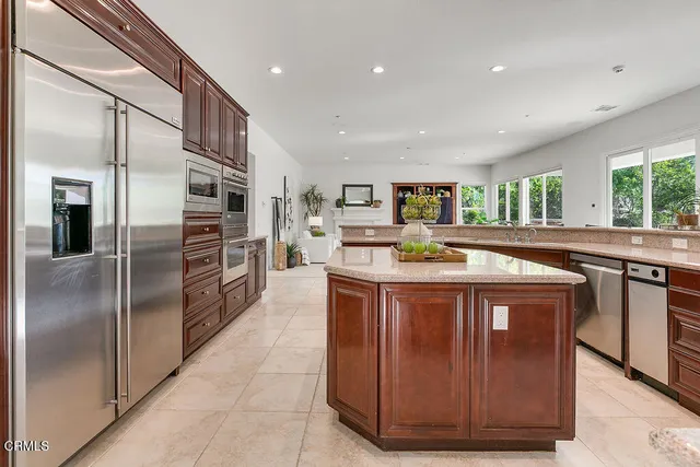 $2,290,000 | 12018 Nelson Road, Moorpark, CA 93021