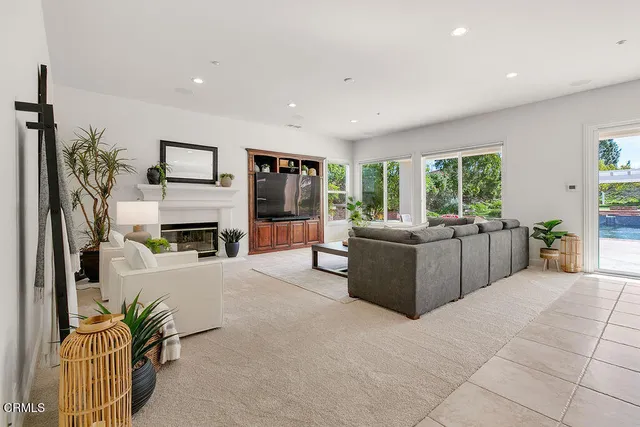 $2,290,000 | 12018 Nelson Road, Moorpark, CA 93021