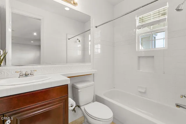 $2,290,000 | 12018 Nelson Road, Moorpark, CA 93021