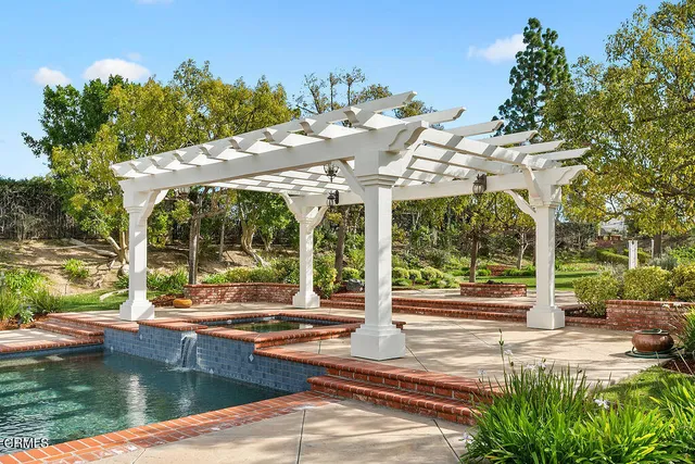 $2,290,000 | 12018 Nelson Road, Moorpark, CA 93021