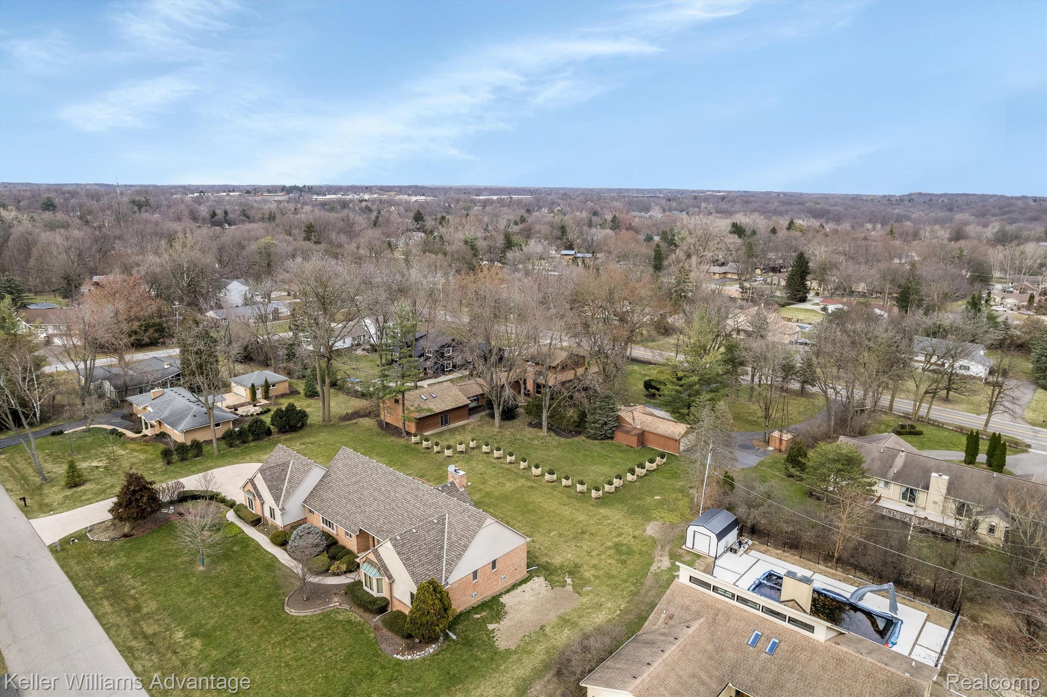 26275 Drake Road Farmington, MI 48331 - Photo 55 of 67 Pleasant area of large lots
