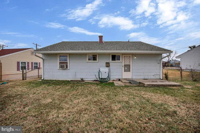 $2,000 | 908 Shelby Drive, Oxon Hill, MD 20745