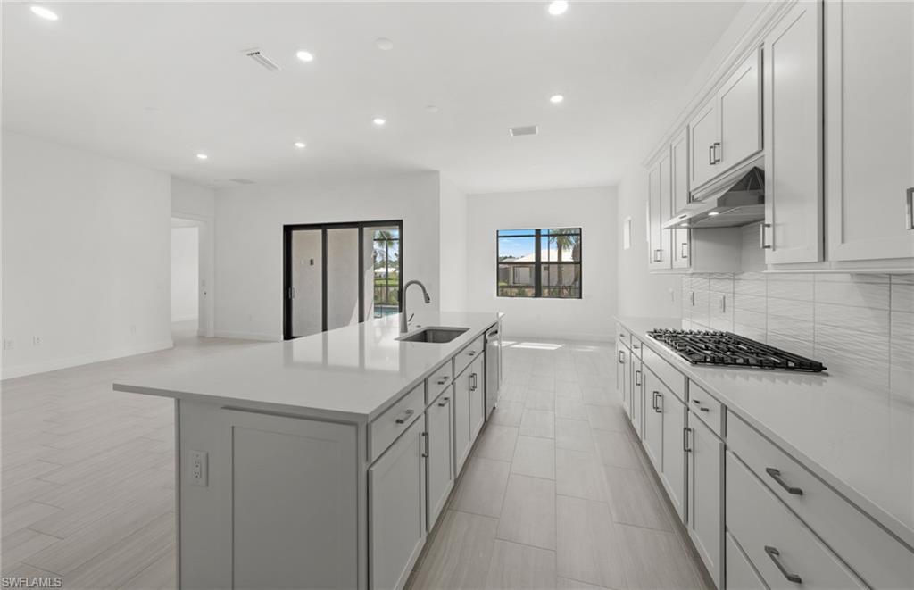 2012 Don Benito Way Naples, FL 34120 - Photo 6 of 29