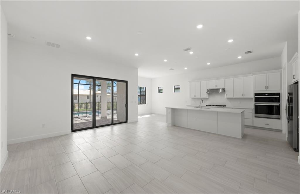 2012 Don Benito Way Naples, FL 34120 - Photo 7 of 29