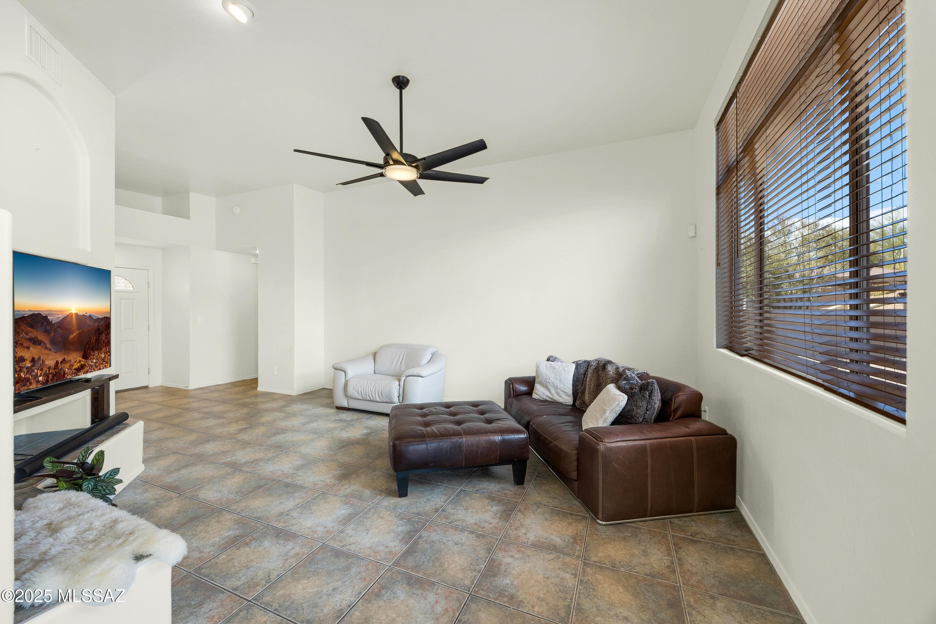 518 West Spearhead Road Tucson, AZ 85737 - Photo 7 of 26