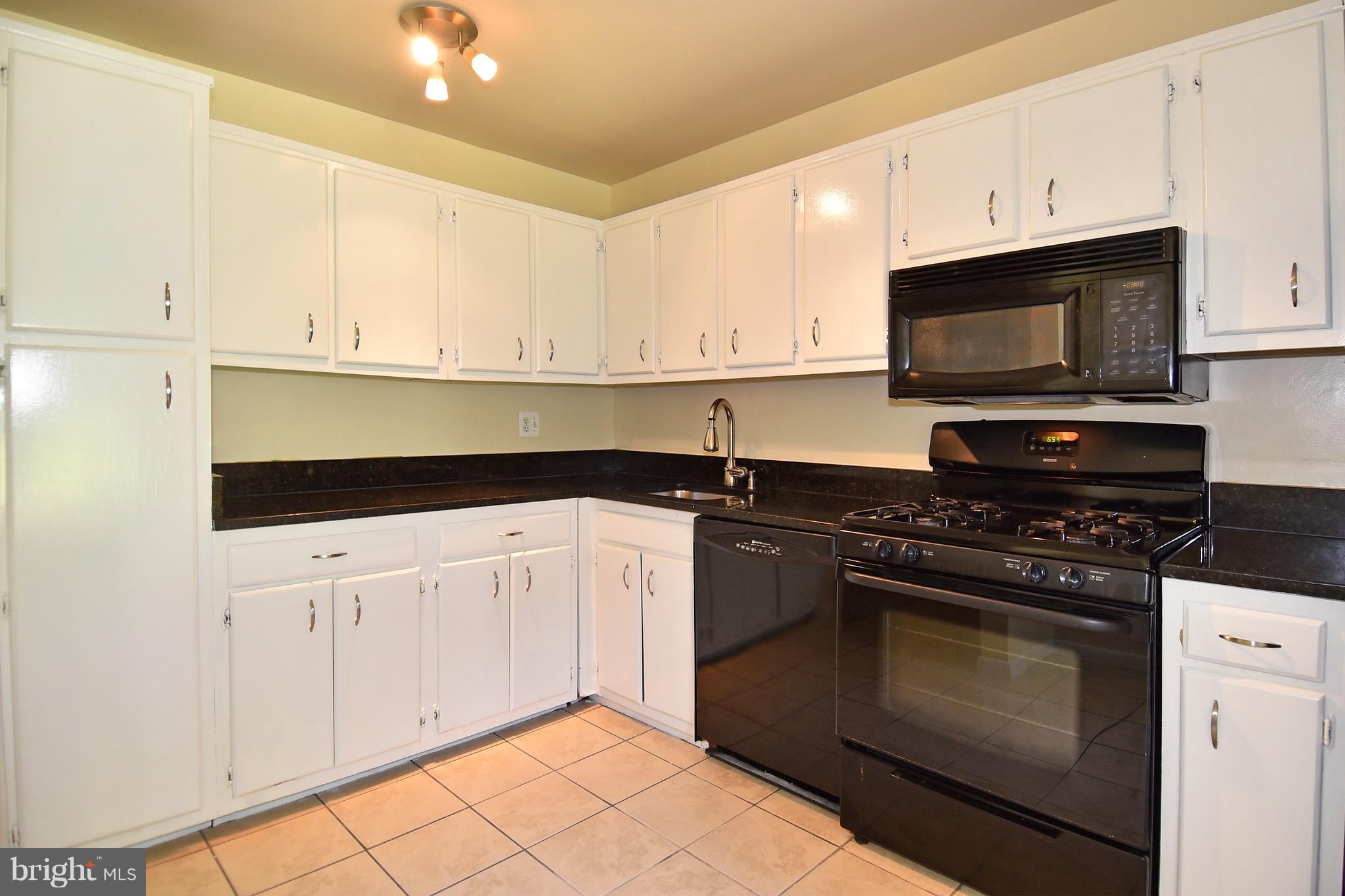 3337 Claridge Court Silver Spring, MD 20902 - Photo 12 of 29 Kitchen