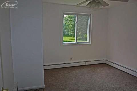 7248 Gale Road Grand Blanc, MI 48439 - Photo 5 of 13 20415512-4.JPG