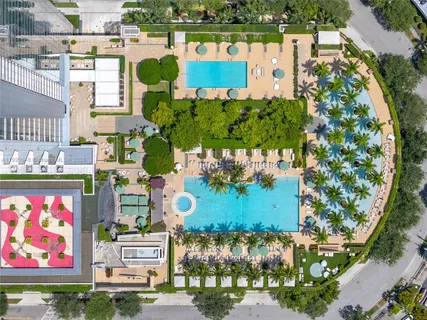 a picture of city view