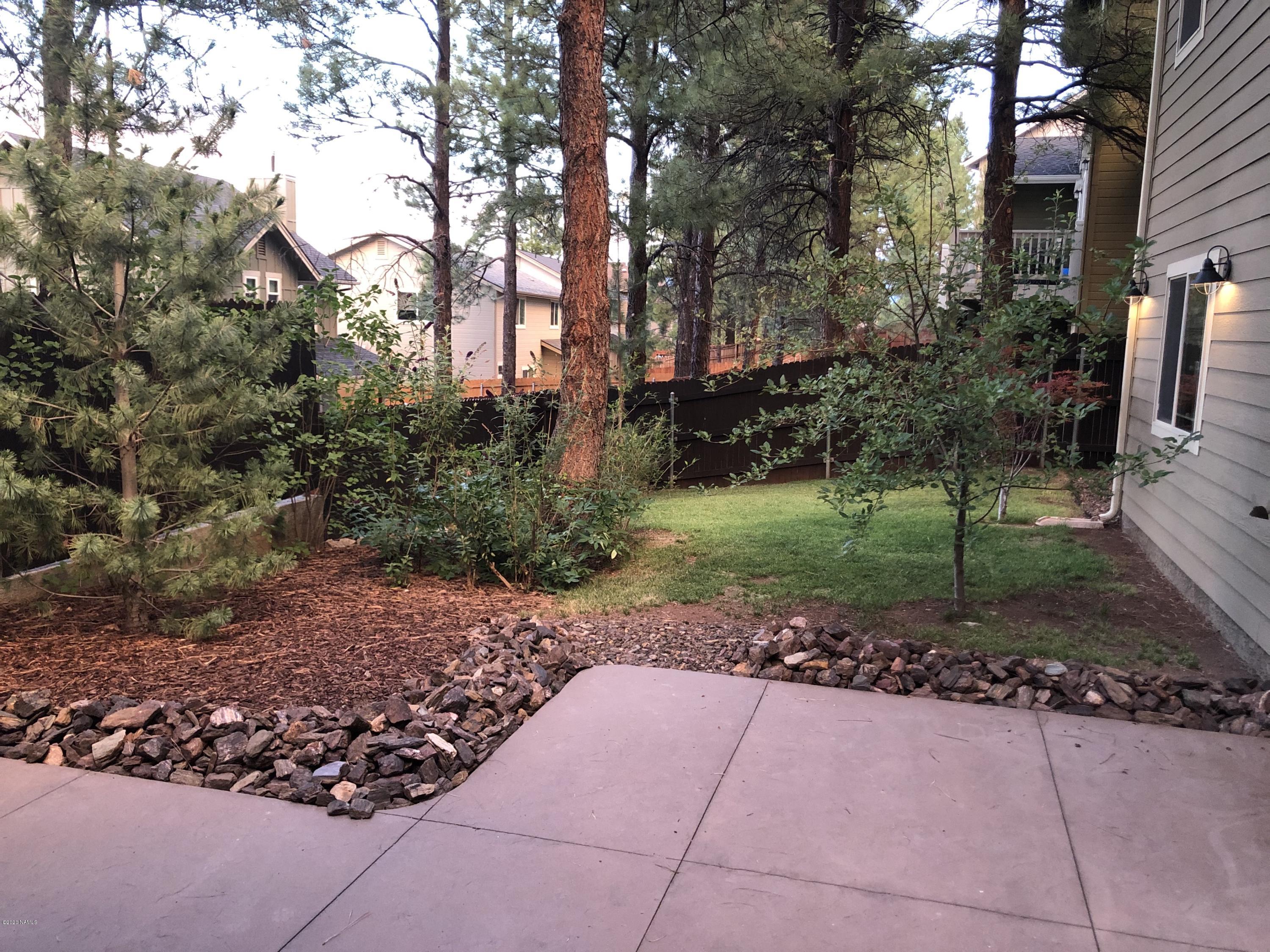 5003 South Pyrite Road Flagstaff, AZ 86005 - Photo 49 of 58 Yard in Summer