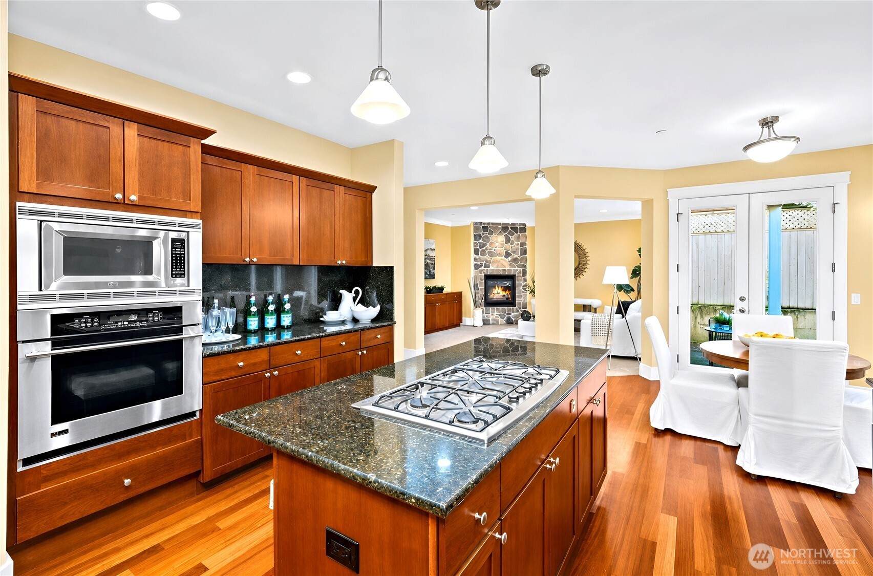 18638 92nd Avenue Northeast Bothell, WA 98011 - Photo 12 of 36