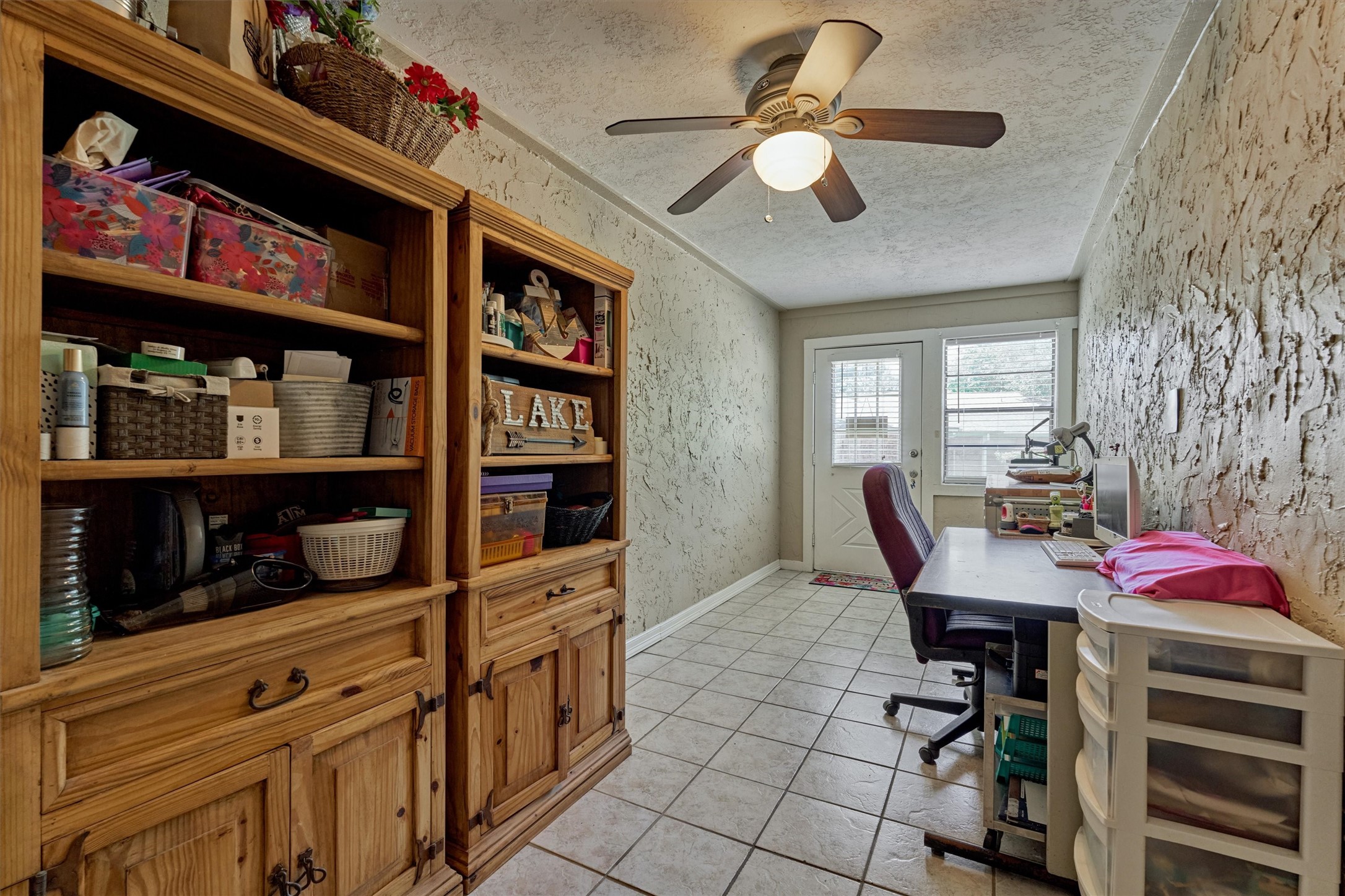 39 Regency Point Conroe, TX 77356 - Photo 12 of 44 a view of dining room and furniture
