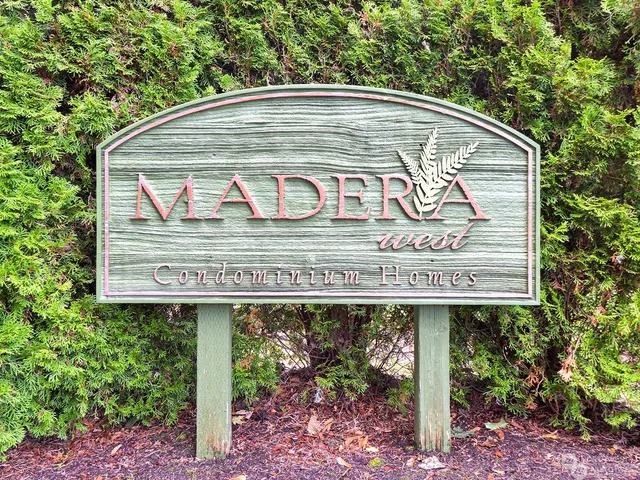 $250,860 | 31500 33rd Place Southwest, Unit N102, Federal Way, WA 98023