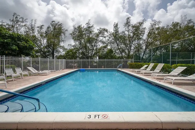 $1,950 | 5951 Northeast 14th Lane, Unit 308N, Fort Lauderdale, FL 33334