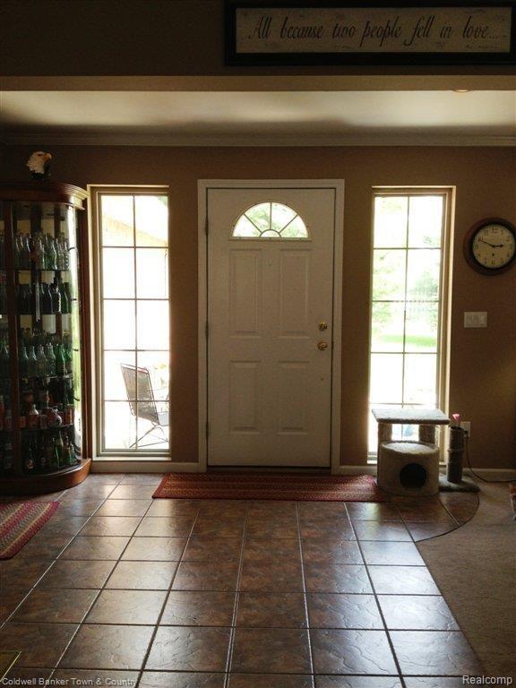 3669 Listerman Road Howell, MI 48855 - Photo 7 of 25 Entrance