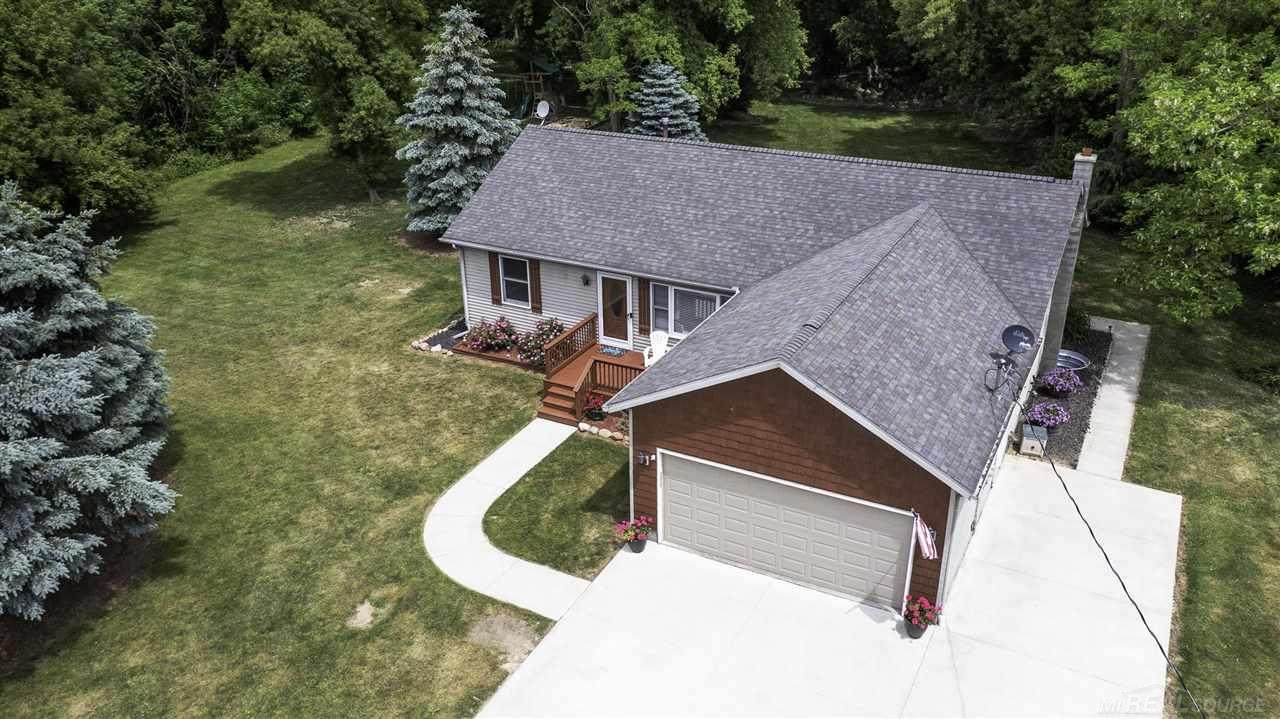 9560 Beard Road Avoca, MI 48006 - Photo 47 of 47 50044365-51.JPG