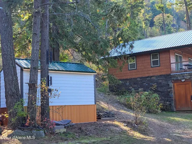 $4,100,000 | 145 Cedar Drive, Clark Fork, ID 83811