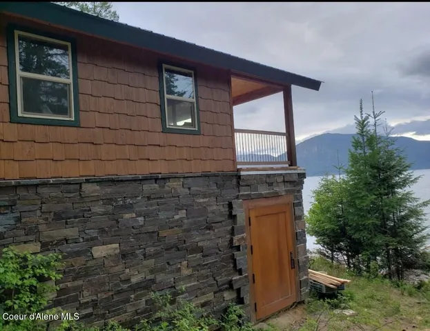 $4,100,000 | 145 Cedar Drive, Clark Fork, ID 83811