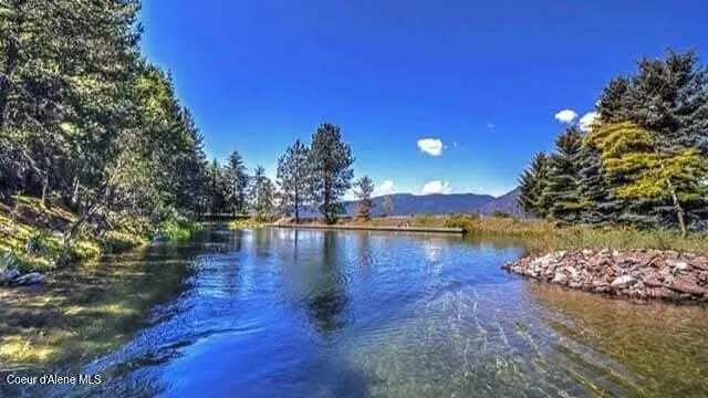 $4,100,000 | 145 Cedar Drive, Clark Fork, ID 83811