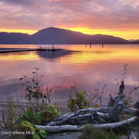 $4,100,000 | 145 Cedar Drive, Clark Fork, ID 83811