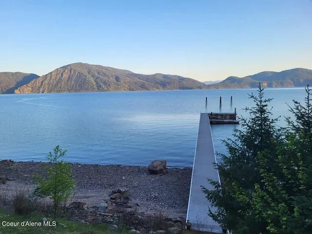 $4,100,000 | 145 Cedar Drive, Clark Fork, ID 83811