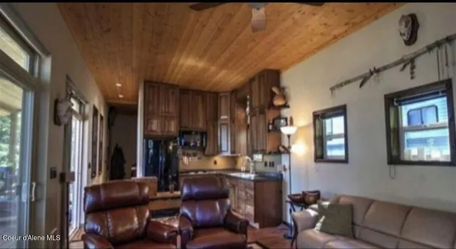 $4,100,000 | 145 Cedar Drive, Clark Fork, ID 83811