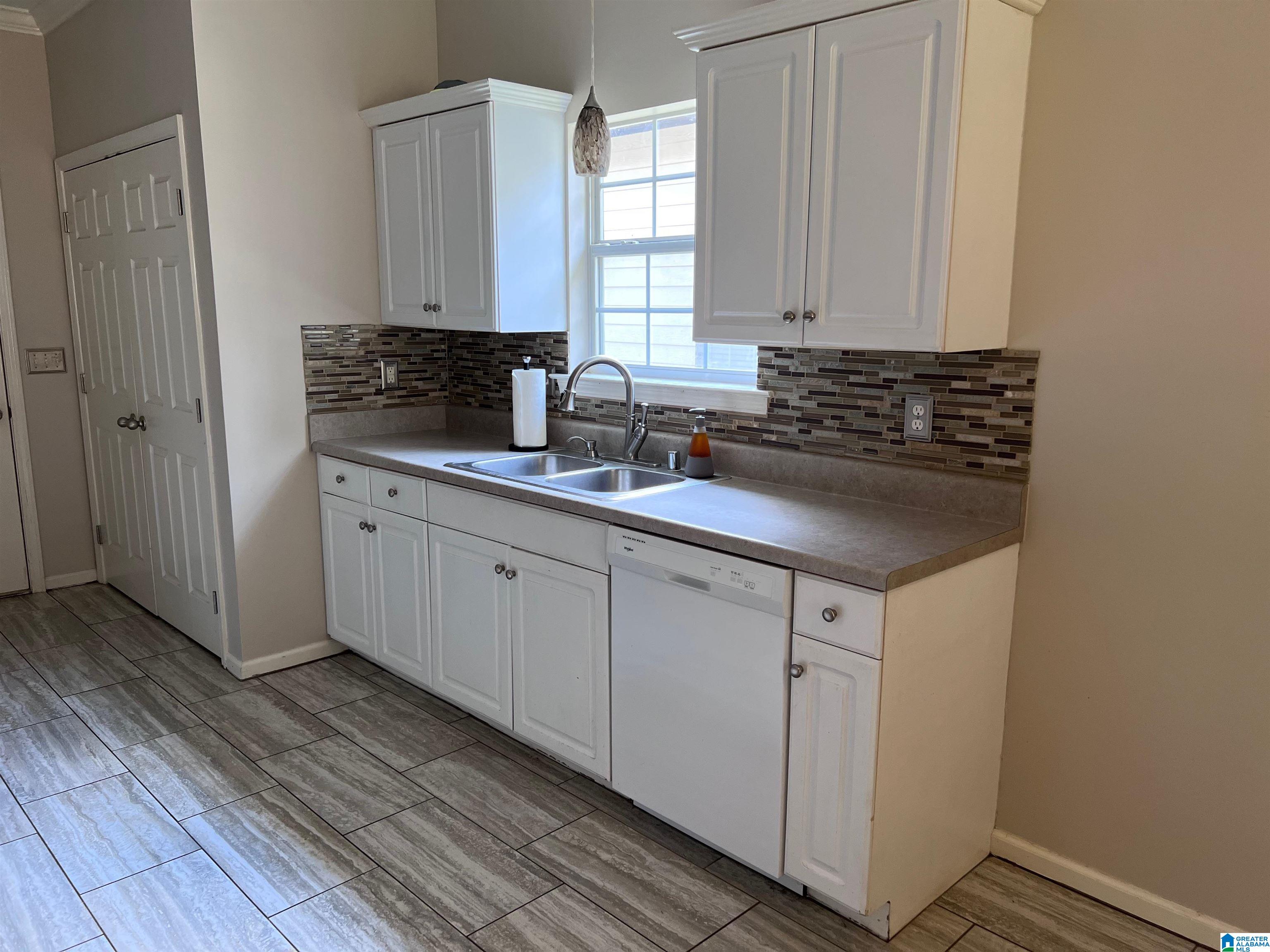 873 Savannah Lane Calera, AL 35040 - Photo 8 of 12
