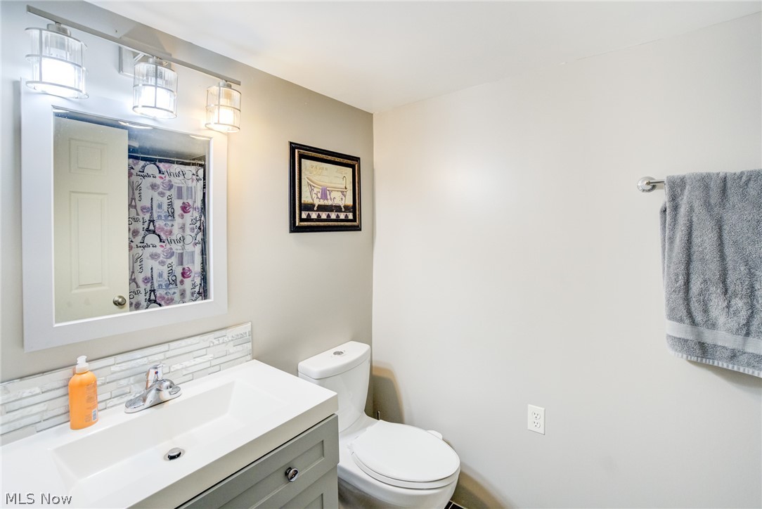 5700 Rousseau Drive Parma, OH 44129 - Photo 26 of 34