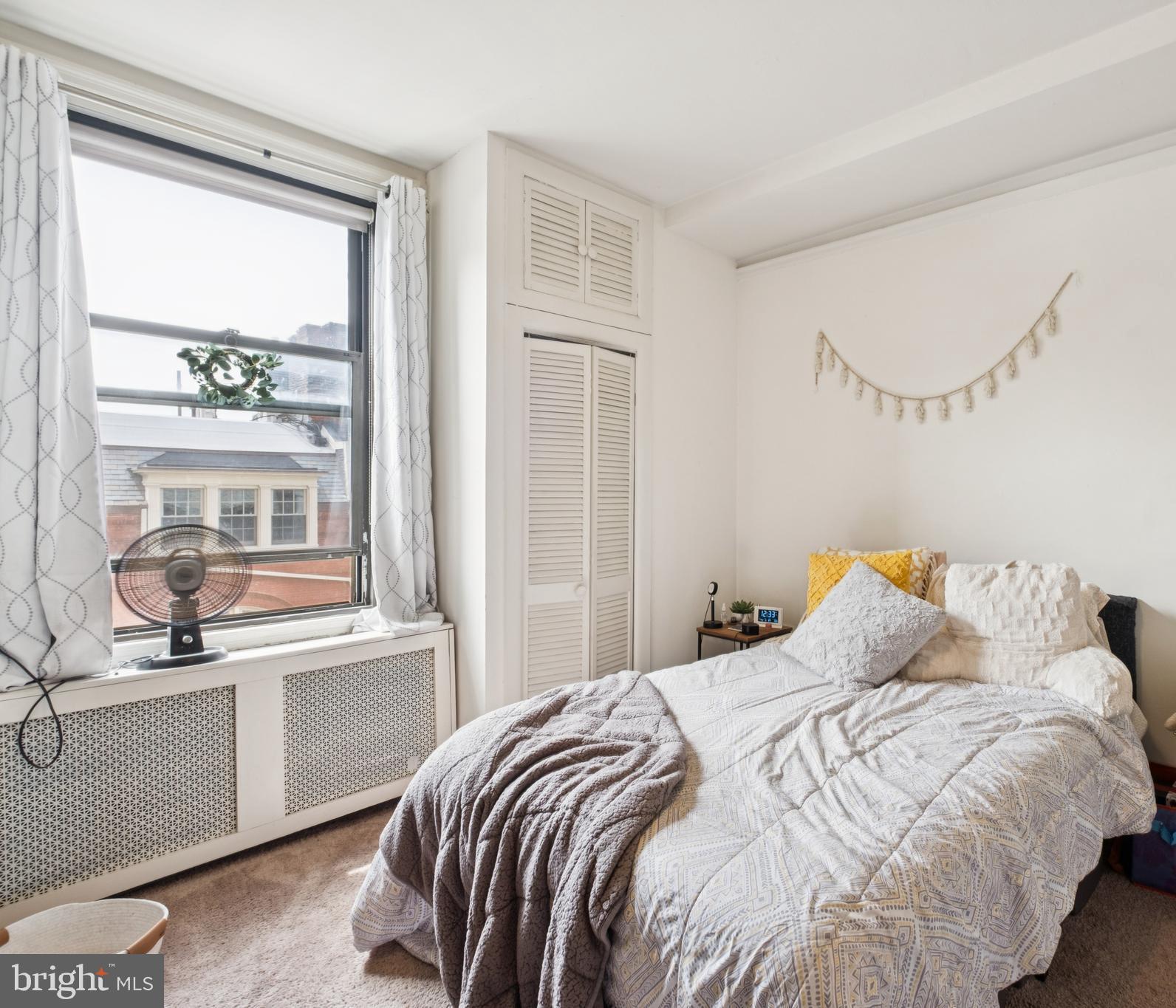 2031 Locust Street, Unit 302 Philadelphia, PA 19103 - Photo 6 of 15