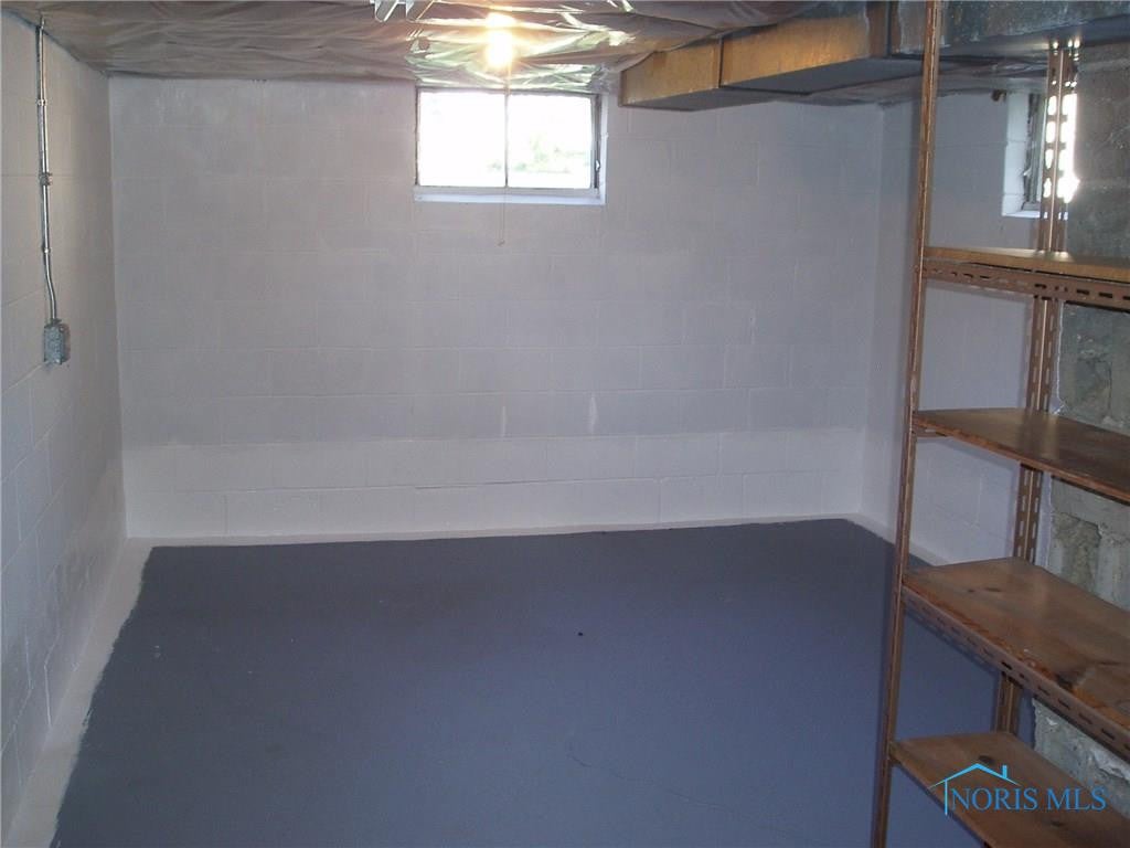 1402 Towers Road Oregon, OH 43616 - Photo 15 of 19 Gallery Image 15