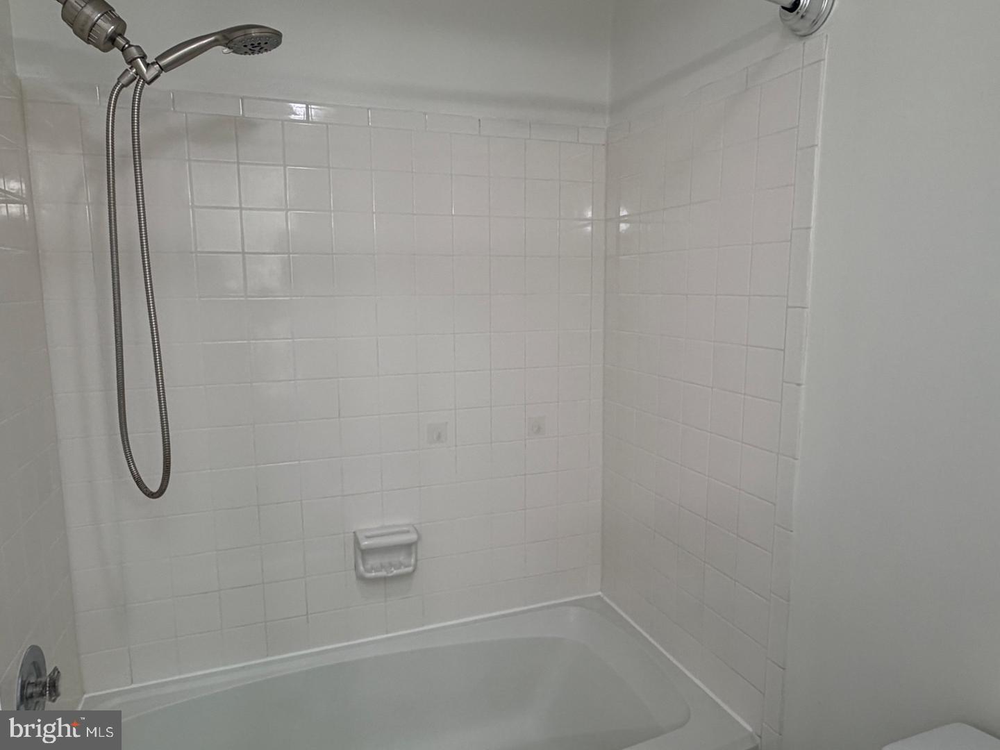 2121 Whisper Way Reston, VA 20191 - Photo 30 of 68 Modern, clean bathroom retreat.