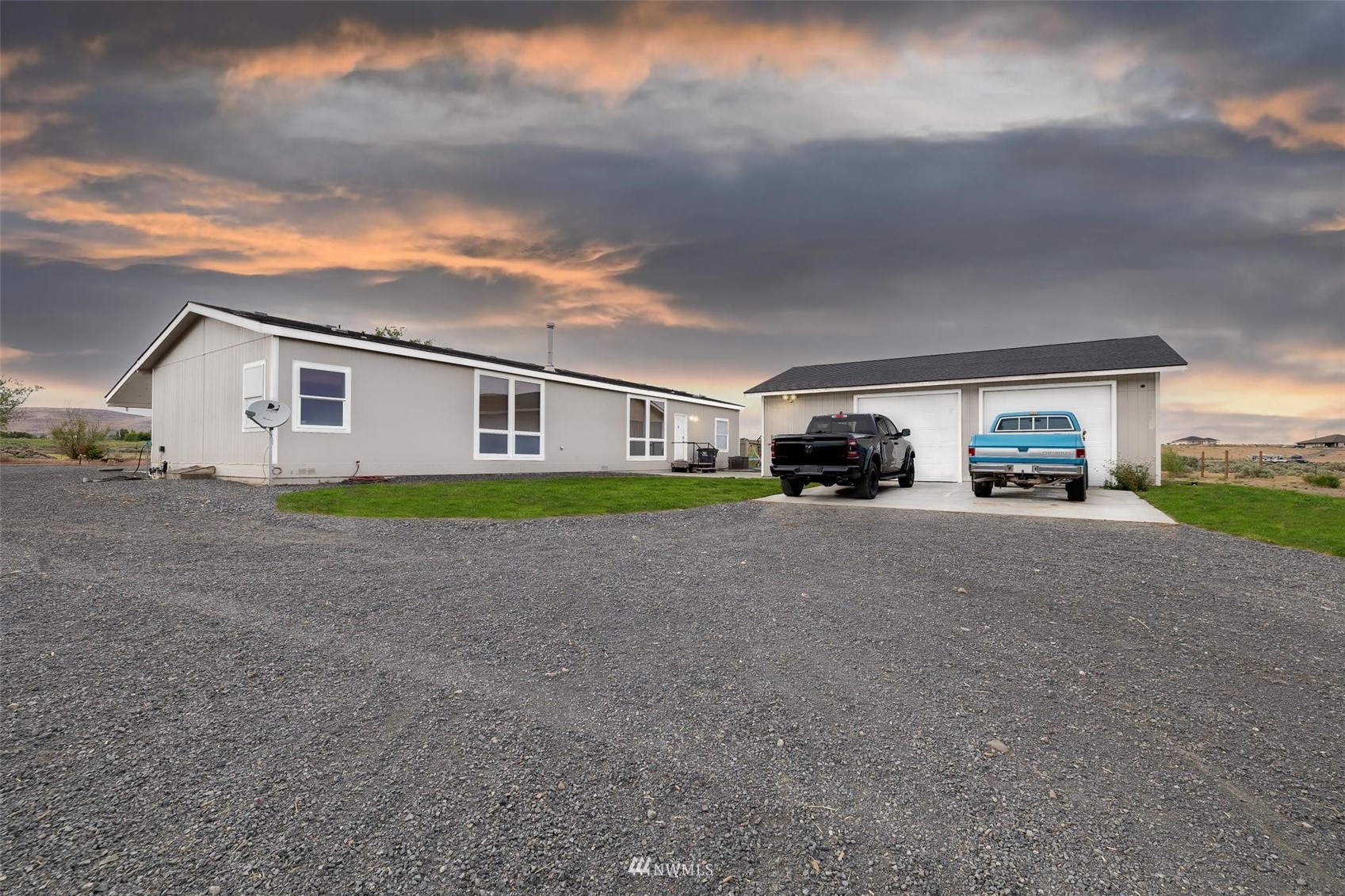 12439 Dodson Road Northwest Ephrata, WA 98823 - Photo 2 of 25 Gallery Image 2