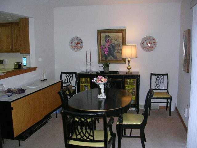 18 Heyden Road Troy, NY 12180 - Photo 3 of 8 Photo 3
