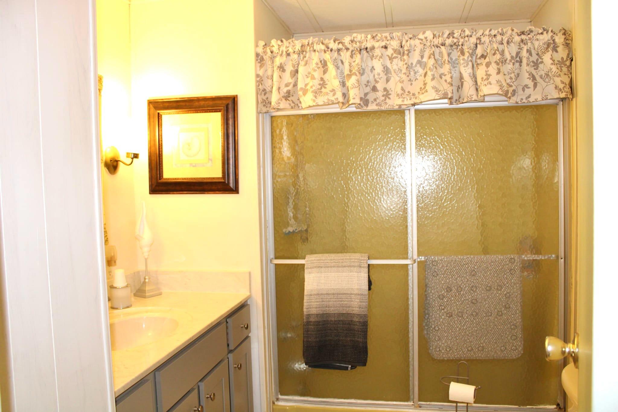 164 Camino Del Rio Port St. Lucie, FL 34952 - Photo 17 of 26 guest shower