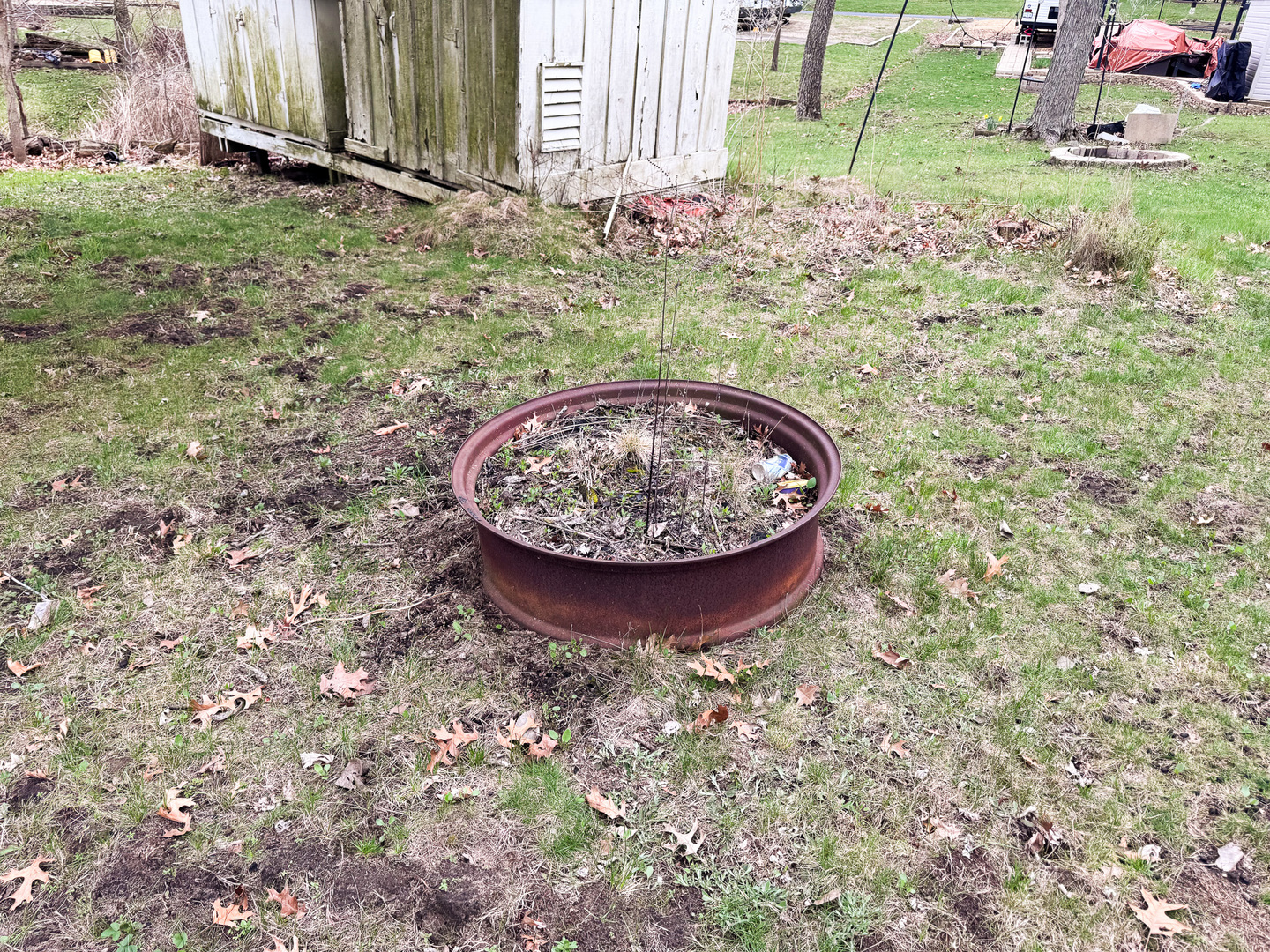 4-86 Woodhaven Sublette, IL 61367 - Photo 5 of 5 a view of outdoor space and yard