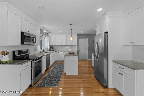 $799,900 | 2 Menin Street, Chatsworth, NJ 08019