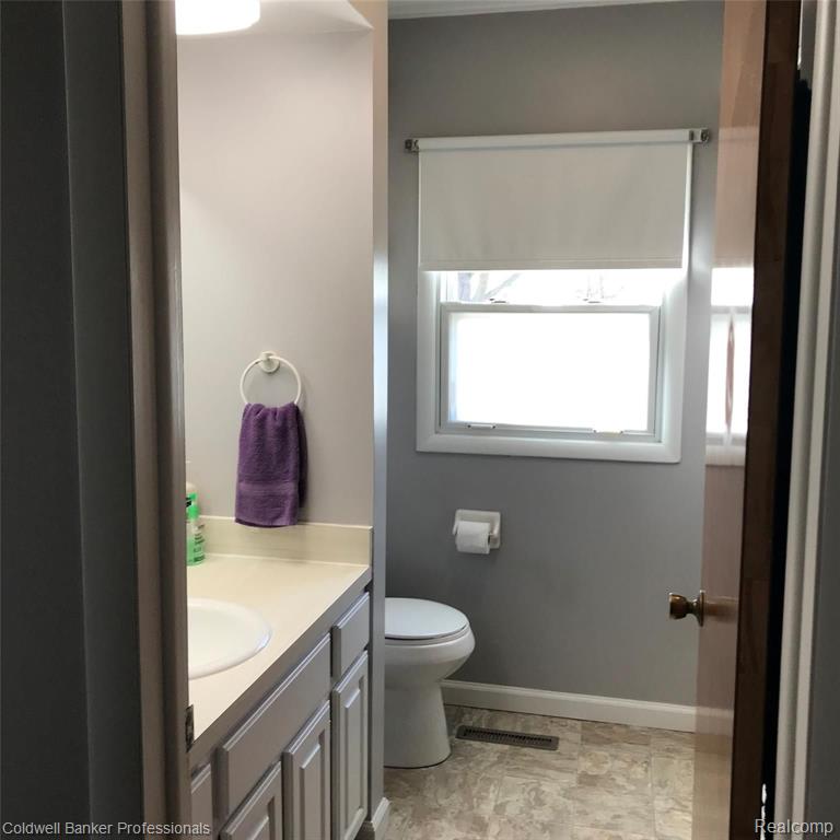 1400 Williamsburg Road Flint, MI 48507 - Photo 17 of 31