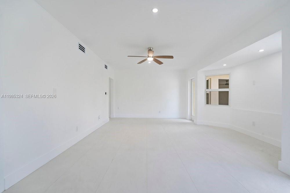 4053 Southwest 8th Street Plantation, FL 33317 - Photo 20 of 39