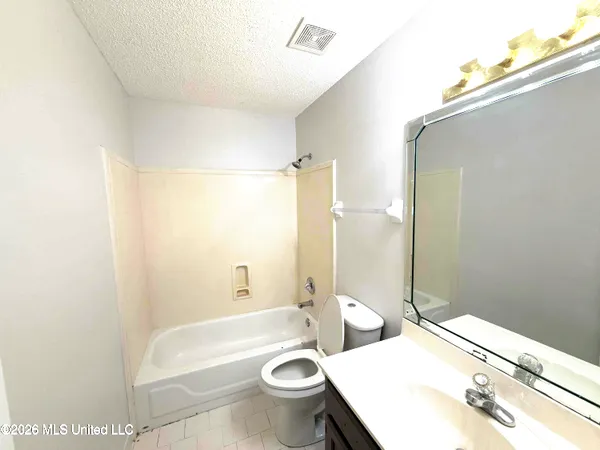 $365,000 | 9369 Joe Lyon Boulevard, Olive Branch, MS 38654