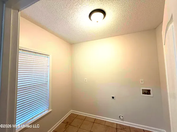 $365,000 | 9369 Joe Lyon Boulevard, Olive Branch, MS 38654