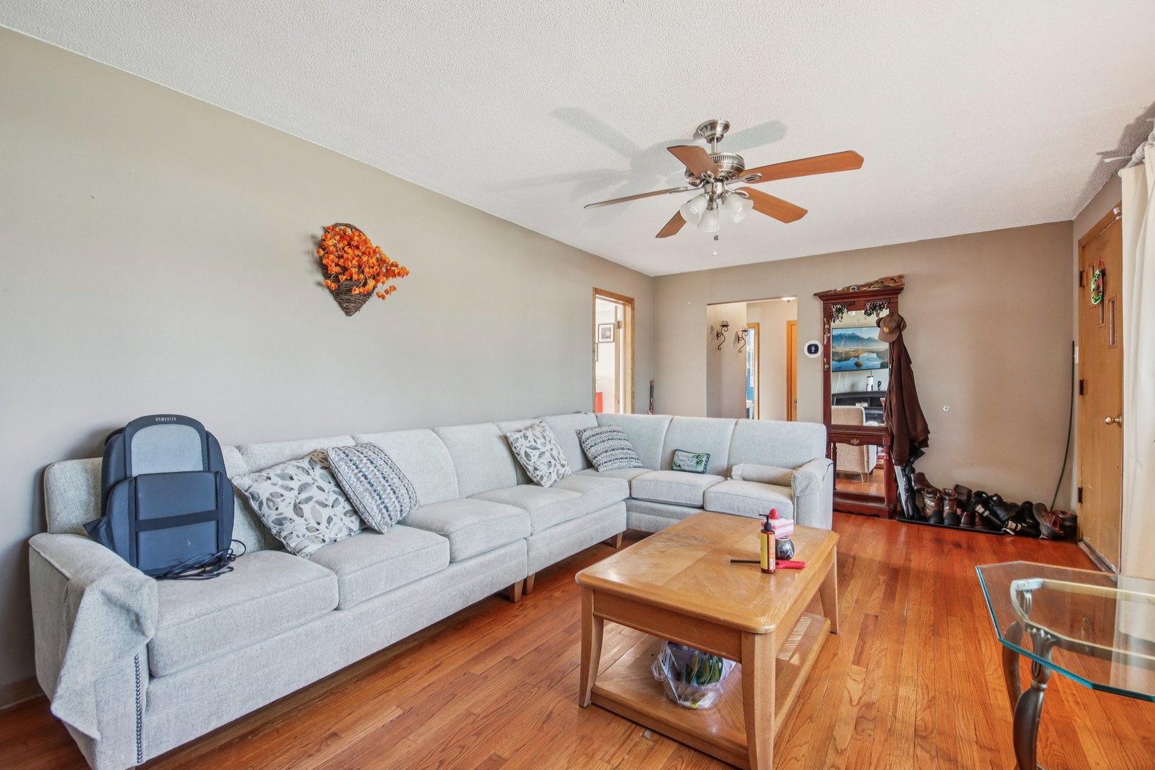 4604 Maple Avenue Forest View, IL 60402 - Photo 5 of 35 a living room with furniture and wooden floor