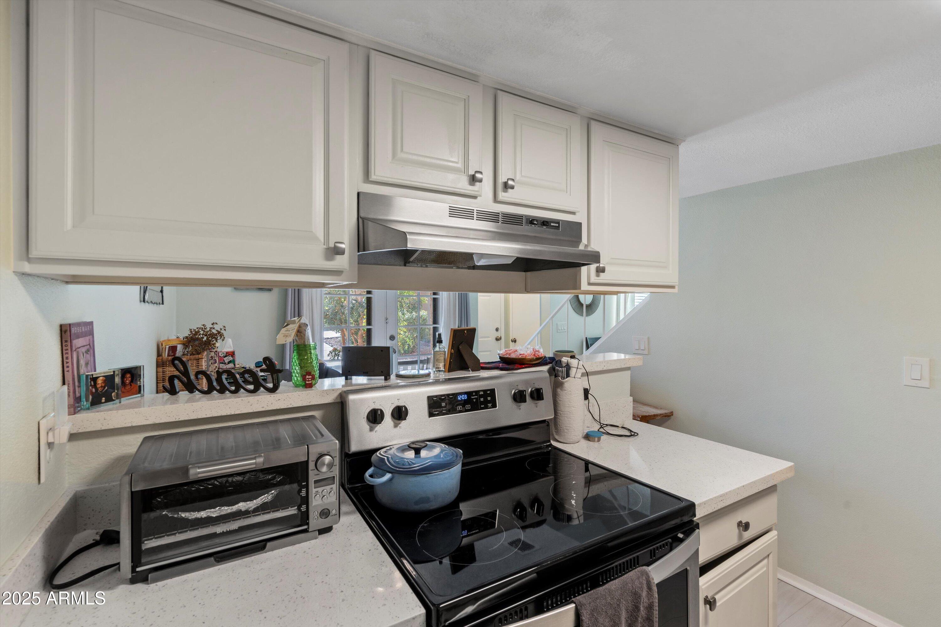 3511 East Baseline Road, Unit 1243 Phoenix, AZ 85042 - Photo 10 of 31 11-Kitchen