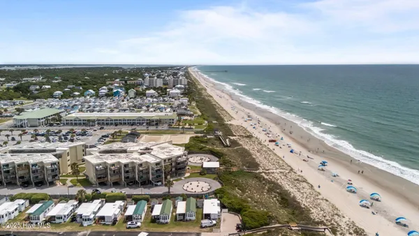 $299,900 | 9100 Reed Drive, Unit 3107, Emerald Isle, NC 28594