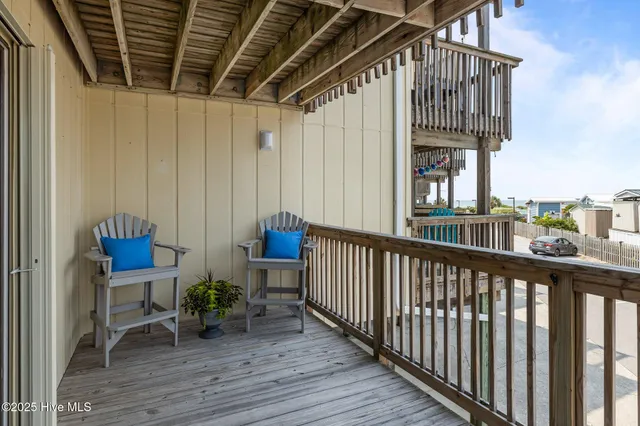 $314,900 | 9100 Reed Drive, Unit 3107, Emerald Isle, NC 28594
