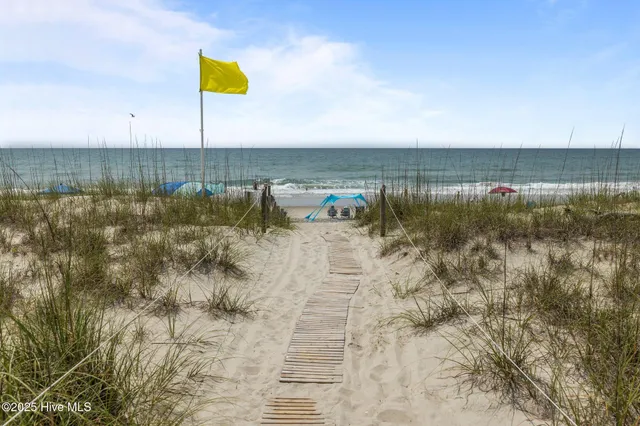$314,900 | 9100 Reed Drive, Unit 3107, Emerald Isle, NC 28594