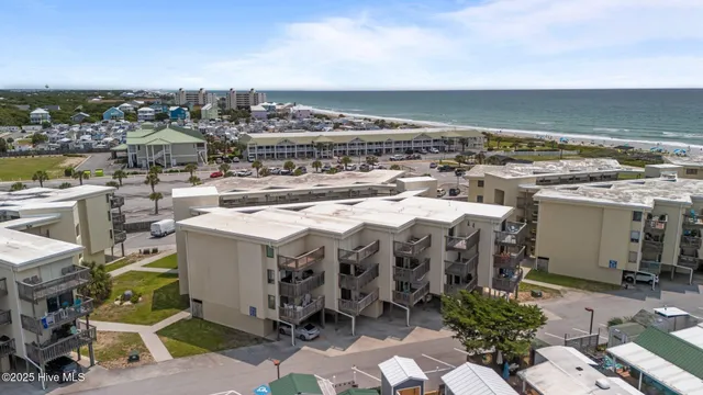 $314,900 | 9100 Reed Drive, Unit 3107, Emerald Isle, NC 28594