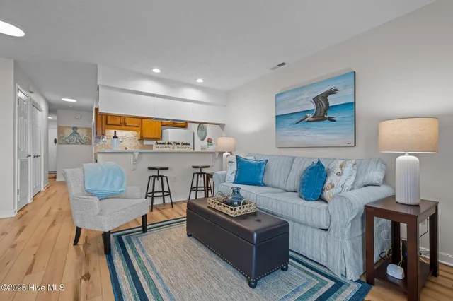 $314,900 | 9100 Reed Drive, Unit 3107, Emerald Isle, NC 28594