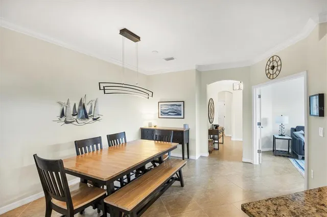 a view of a big yard in front of a house with a big yard