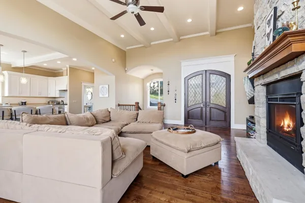 $1,100,000 | 4 Linden Trail, Galena, IL 61036
