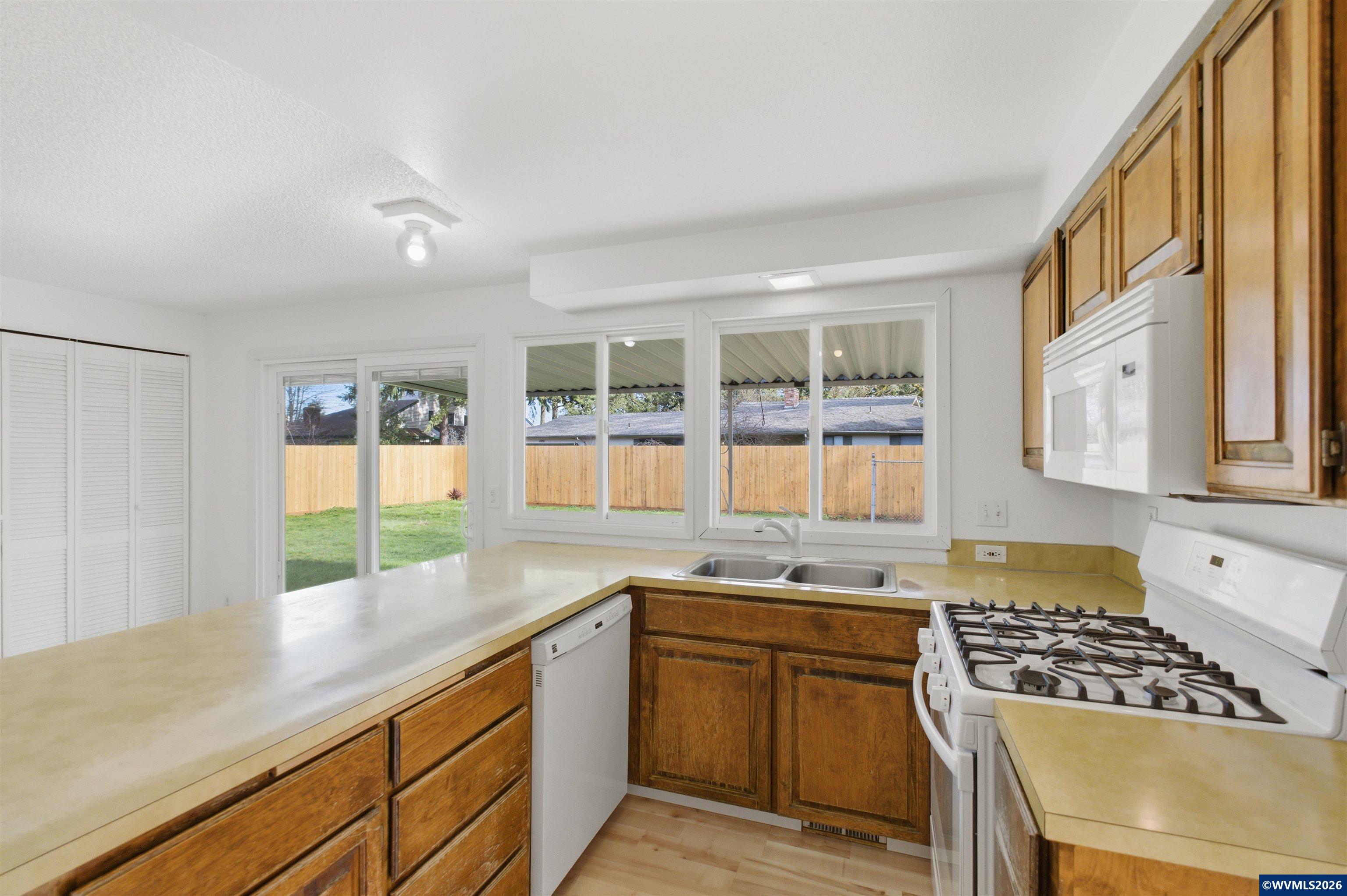 1062 33rd Avenue Southwest Albany, OR 97321 - Photo 15 of 50 Gallery Image 15